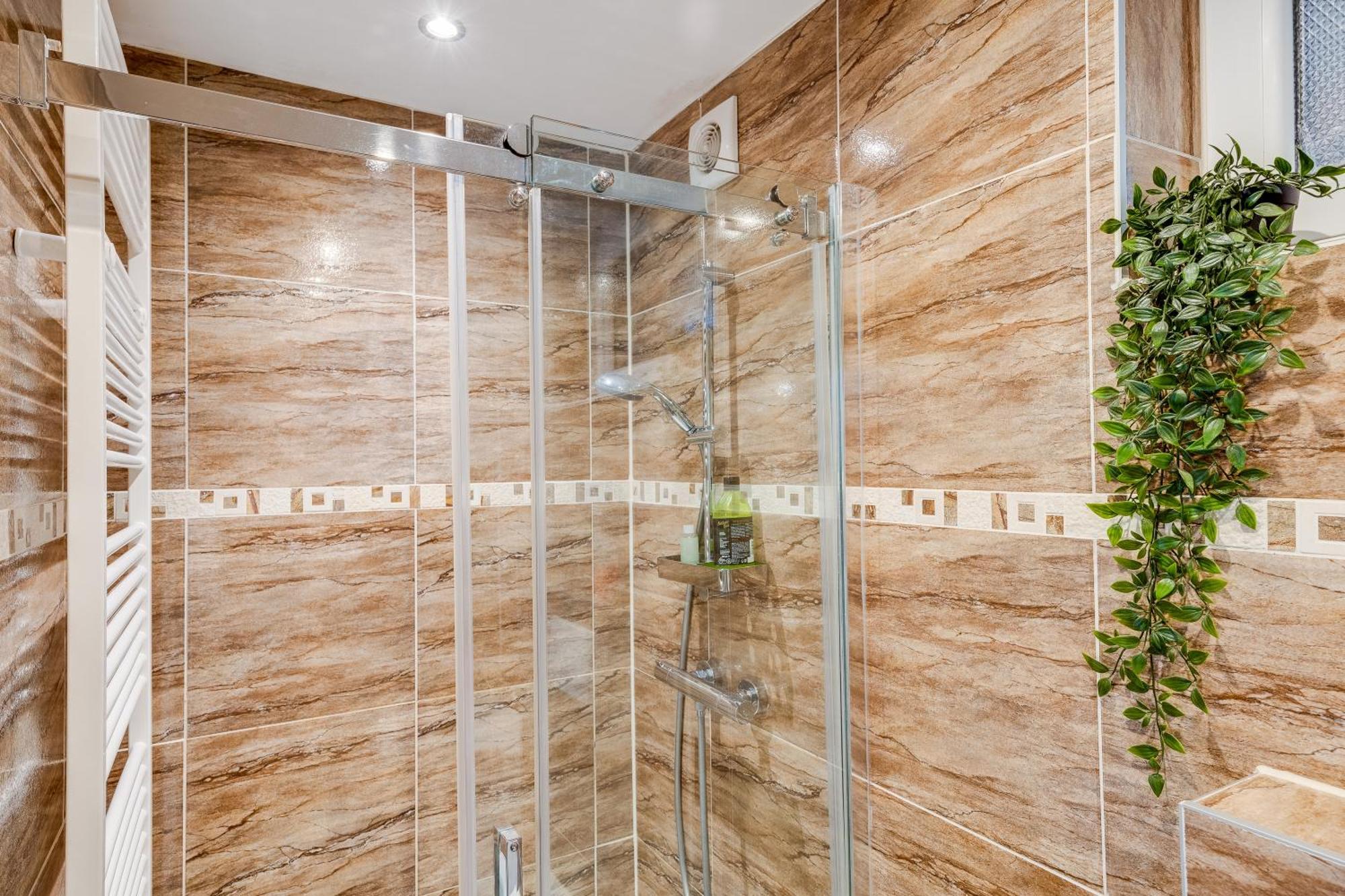 Luxe Wellness Apartment Apeldoorn With Jacuzzi And Sauna المظهر الخارجي الصورة